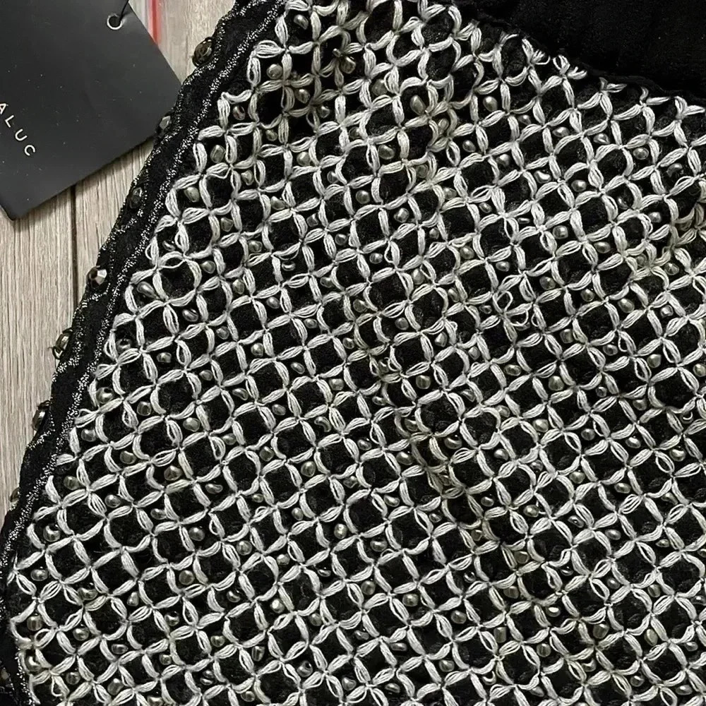 Zara Bead Shorts - Picture 6 of 7